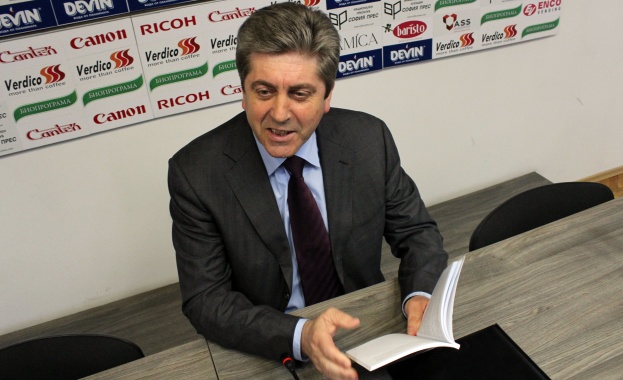 Новата книга на президента Георги Първанов Пътуване към паметта