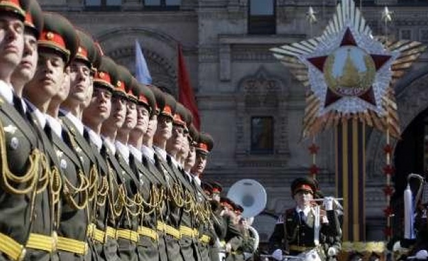 Сръбската армия ще участва в парада на Червения площад в Москва