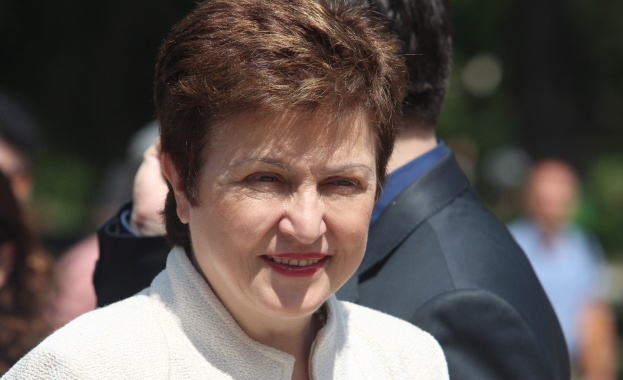 Георгиева: ЕС ще финансира районите, близки до конфликтите в Близкия изток и Африка