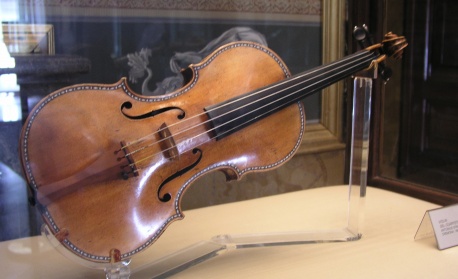 Откриха 300-годишна цигулка „Страдивариус“ на стойност 10 млн. долара