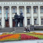 Нощ на четенето в библиотеки и книжарници този уикенд
