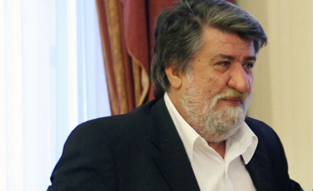 Рашидов: Доган дърпа конците и управлява България