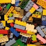 Подобриха световния рекорд за най-висока кула от LEGO