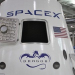 "Спейс Екс" договори първия си космически турист