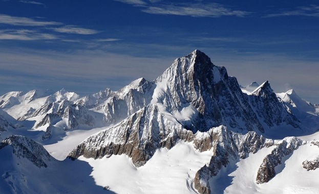 Трима души от едно нидерландско семейство загинаха при разходка в Швейцарските Алпи