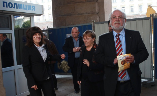 „Подкрепа”  поиска оставка на кабинета до седмица