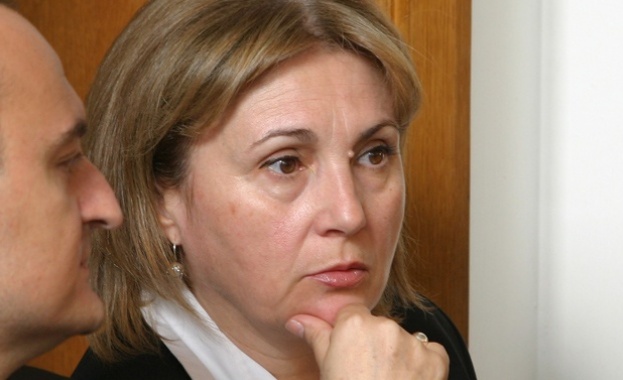 Бъчварова: Разпределянето на мигрантите трябва да е временна мярка