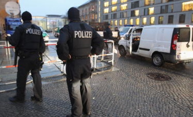 Българин може да бъде осъден за терористични заплахи в Чехия