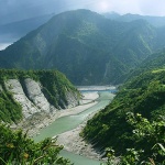 Земетресение с магнитуд 5,7 удари Североизточен Тайван