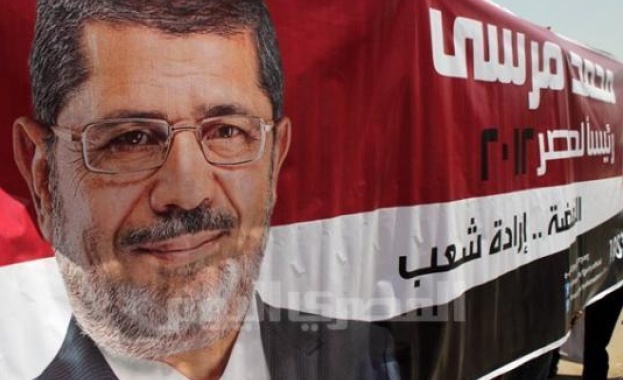 Арестуваха бивш министър от управлението на Мурси