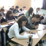 10 000 ученици атакуват елитните гимназии