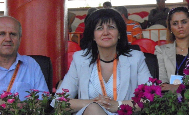 Председателят на парламента Цвета Караянчева коментира резолюцията на ЕП по