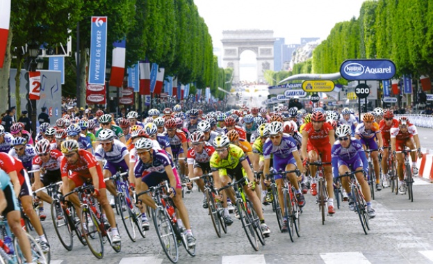 Петер Саган бе дисквалифициран от "Тур дьо Франс"