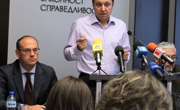 Яне Янев: ДПС няма да има кандидат-президентска двойка и това нас много ни устройва