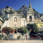 Туристическите пакети за Великден са изкупени