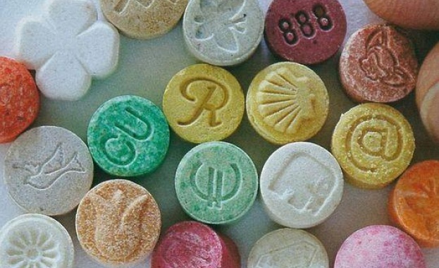 ГДБОП разби нарколаборатория за екстази и амфети