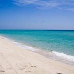 Разрешават къпането на Офицерския плаж най-рано в понеделник