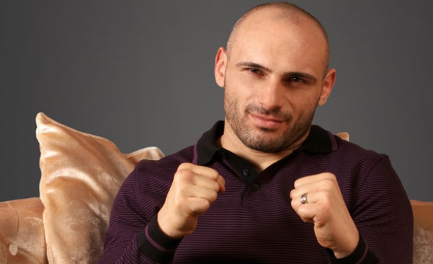 Станислав Недков Стъки обяви официално чрез фейсбук че ако МВР не