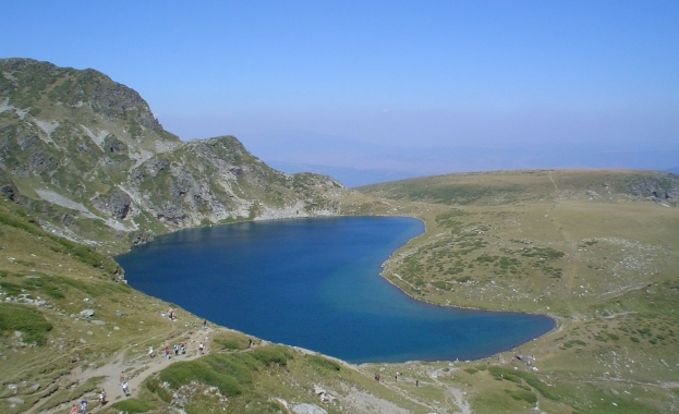 Седем ансамбъла ще извият на Седемте планински езера най-голямото планинско хоро в света 