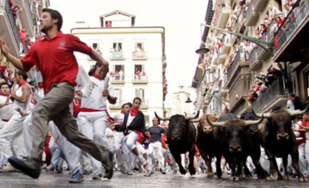 Топки вместо бикове подгониха зрители в испански град