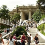 Туроператор изостави 31 български ученици в Испания