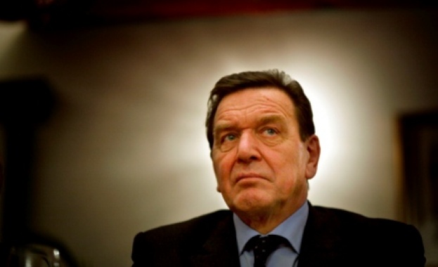 АНС е подслушвала Шрьодер и Меркел