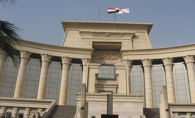 Задържаха за корупция високопоставен съдия в Египет, той се обеси в килията 