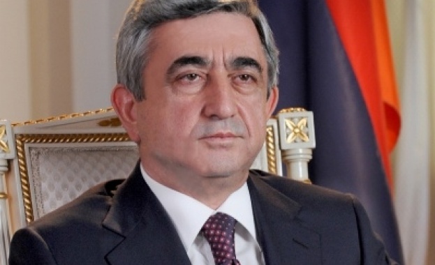 Арменският премиер подаде оставка