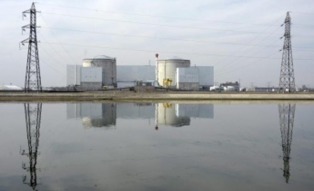 Франция ще рестартира всичките си временно спрени атомни централи до зимата