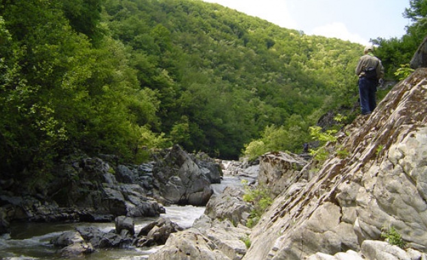 На 11 декември отбелязваме Международния ден на планините Началото му