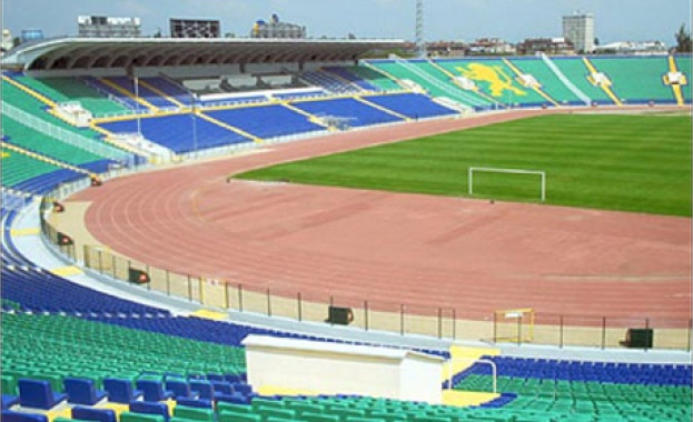 Започнаха тестовете на системата за видео помощ на съдиите на националния