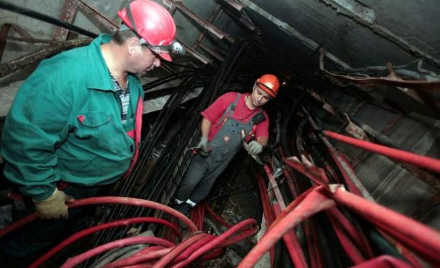 ЧЕЗ свърза успешно новия кабел "Гешов" в София 