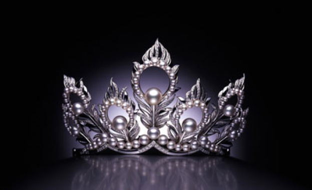 На 19 г. почина бившата „Мис Тийн Вселена“ Лоте ван дер Зее