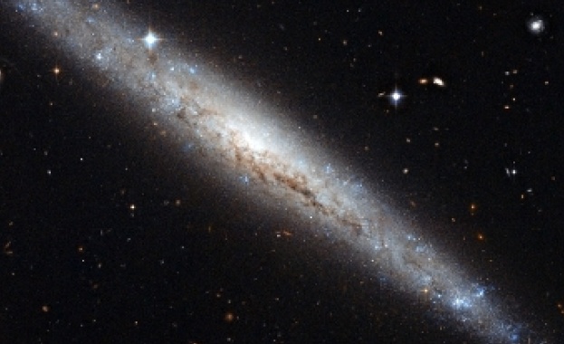 Астрономи откриха галактика-двойник на Млечния път