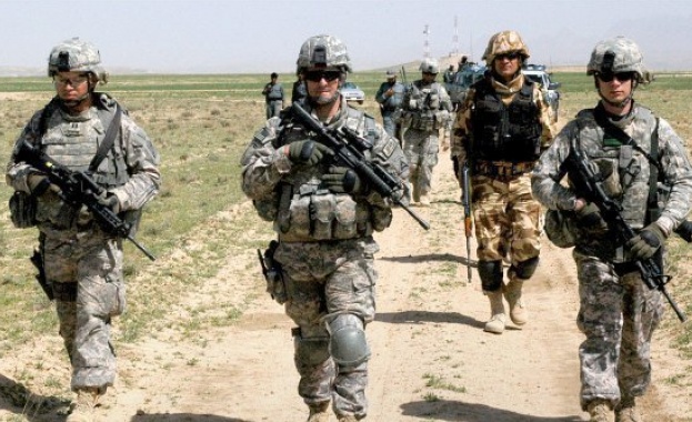 НАТО обмисля разполагане на сухопътни войски в Източна Европа
