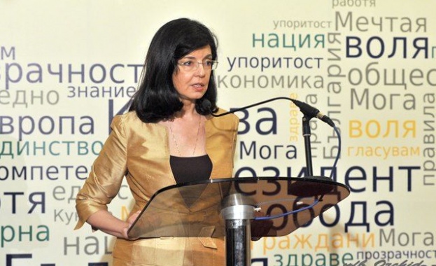 Кунева: Искаме задължителни квоти за бежанци
