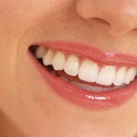 Малката тайна зад голямата усмивка