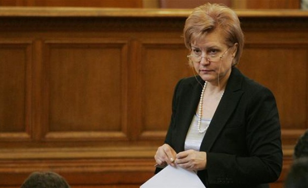 Менда Стоянова: Министерството на здравеопазването, а не Касата ще плаща за нужните нови лекарства