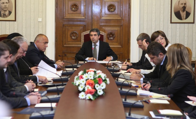 Какво казва Той, какво чуват Те