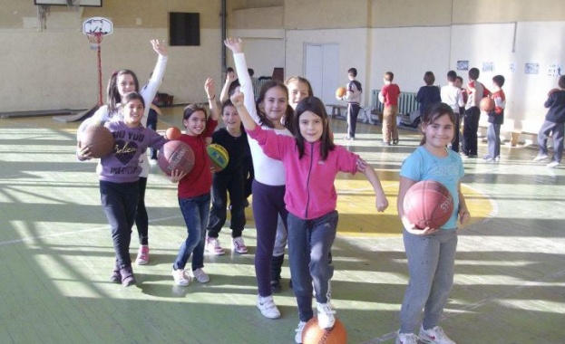 Кампания за ранна диагностика на гръбначните изкривявания започва Столичната община