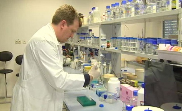 Учени от „Йейл” са на път да разкрият как се разпространява рака