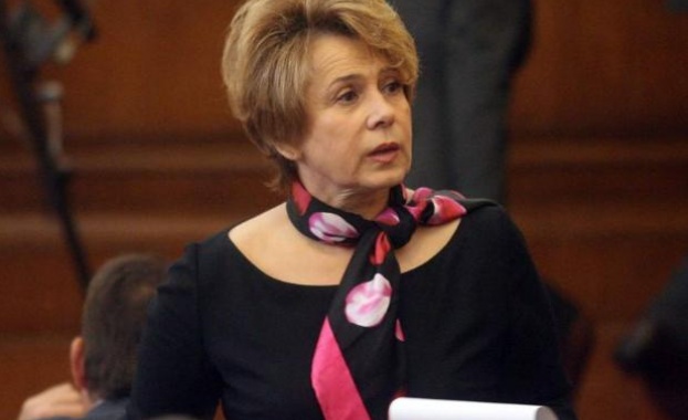 Масларова: Как бежанците ще се отразят на националната сигурност?