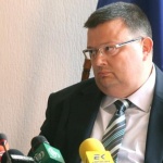 Ако някой иска беззъба прокуратура, трябва да я търси другаде