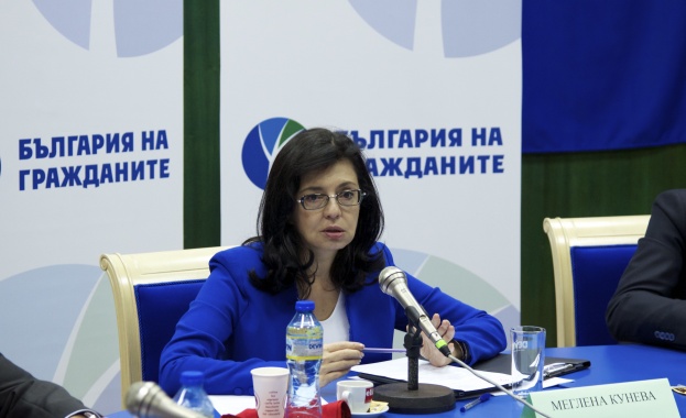 Меглена Кунева:  Евросредствата за бежанците се харчат непрозрачно