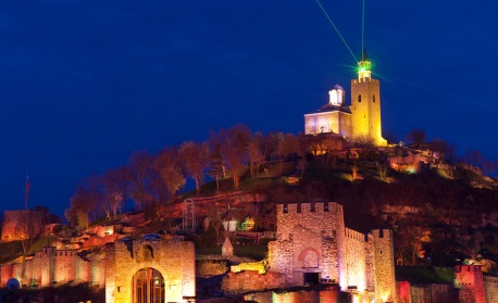 Двойно шоу „Звук и светлина“ на Царевец в навечерието на празника на Велико Търново