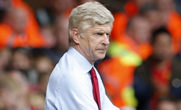 Арсенал предлага нов контракт на Венгер