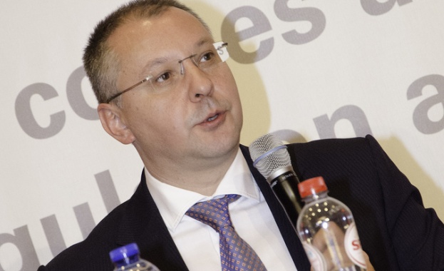 Станишев оглавява делегация на ПЕС в Китай