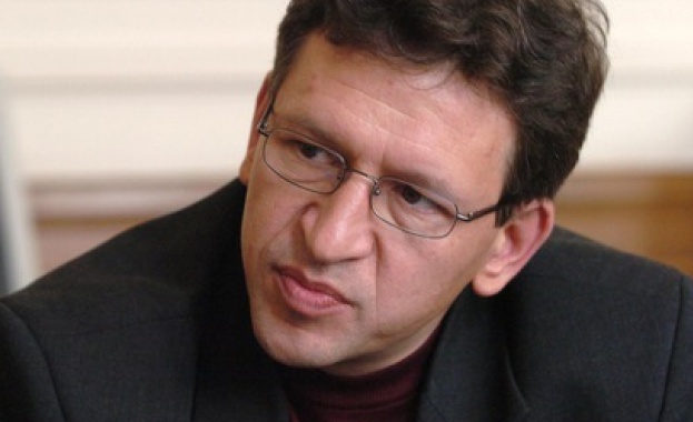 д-р Кацаров: Идеята на Здравната карта е НЗОК да плати за по-малко болни