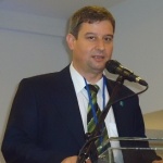 Д-р Юлиян Петров призова да бъдем положително настроени към ваксините