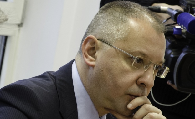 Станишев не се ангажира с подкрепа за Кристалина Георгиева